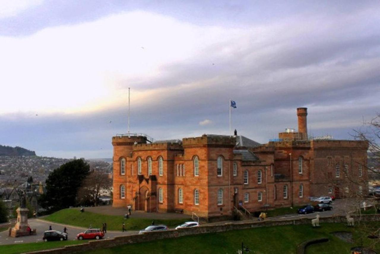 No 48 Castle View Apartman Inverness Kültér fotó